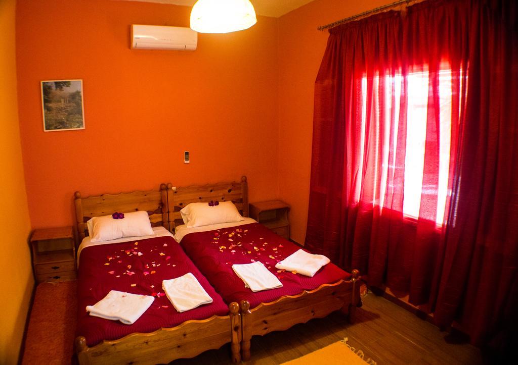 Agathi Beach House Agios Gordios  Bagian luar foto