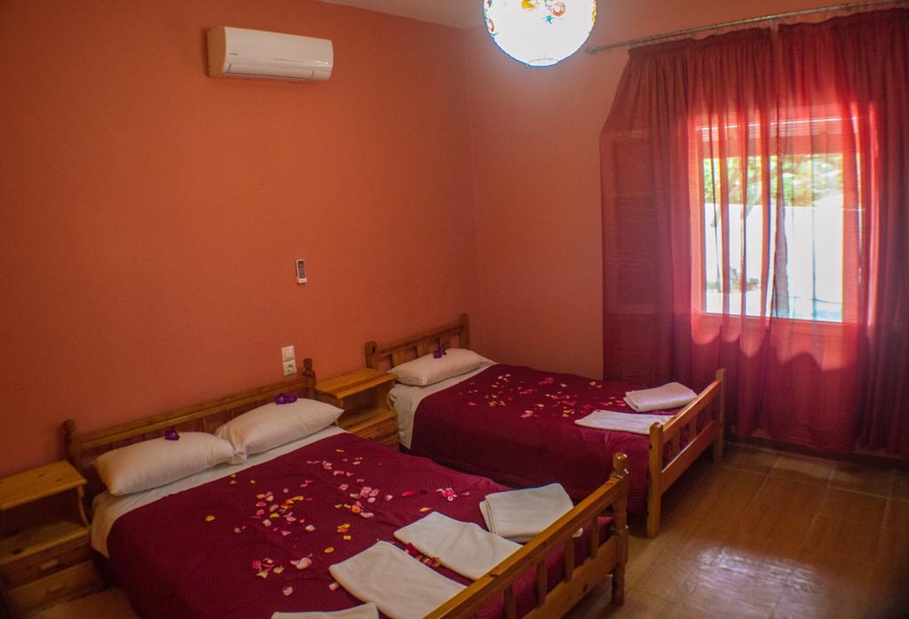 Agathi Beach House Agios Gordios  Bagian luar foto